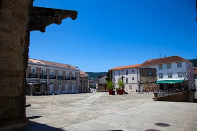 Tapal Square
